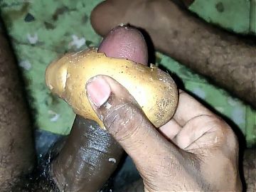 Indian sexy big cock fucking potato
